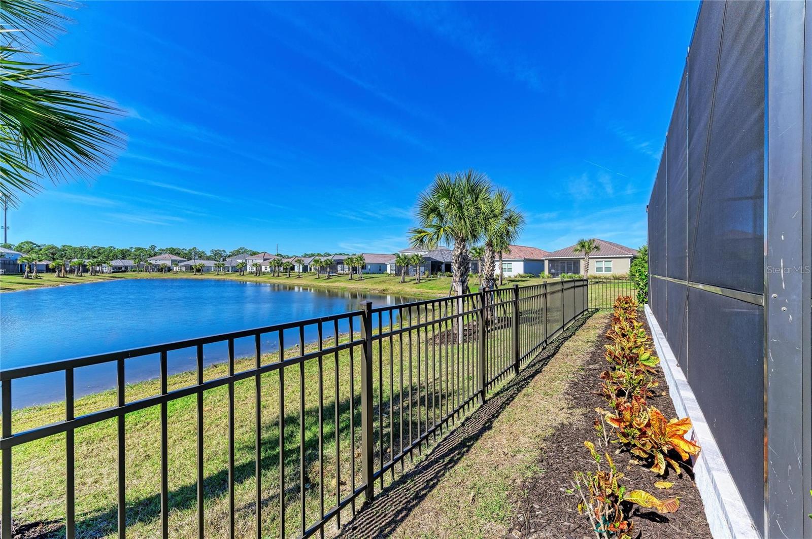 Image 34 of 91 For 9920 Crystal Isle Circle