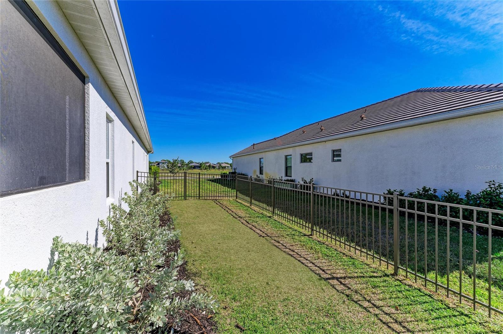 Image 35 of 91 For 9920 Crystal Isle Circle