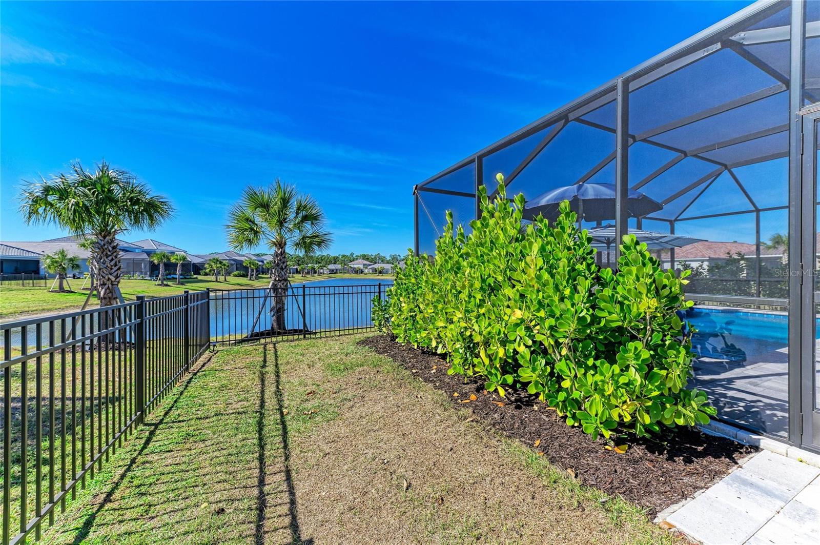 Image 36 of 91 For 9920 Crystal Isle Circle