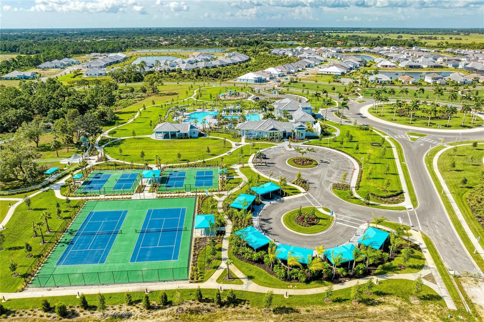 Image 75 of 91 For 9920 Crystal Isle Circle