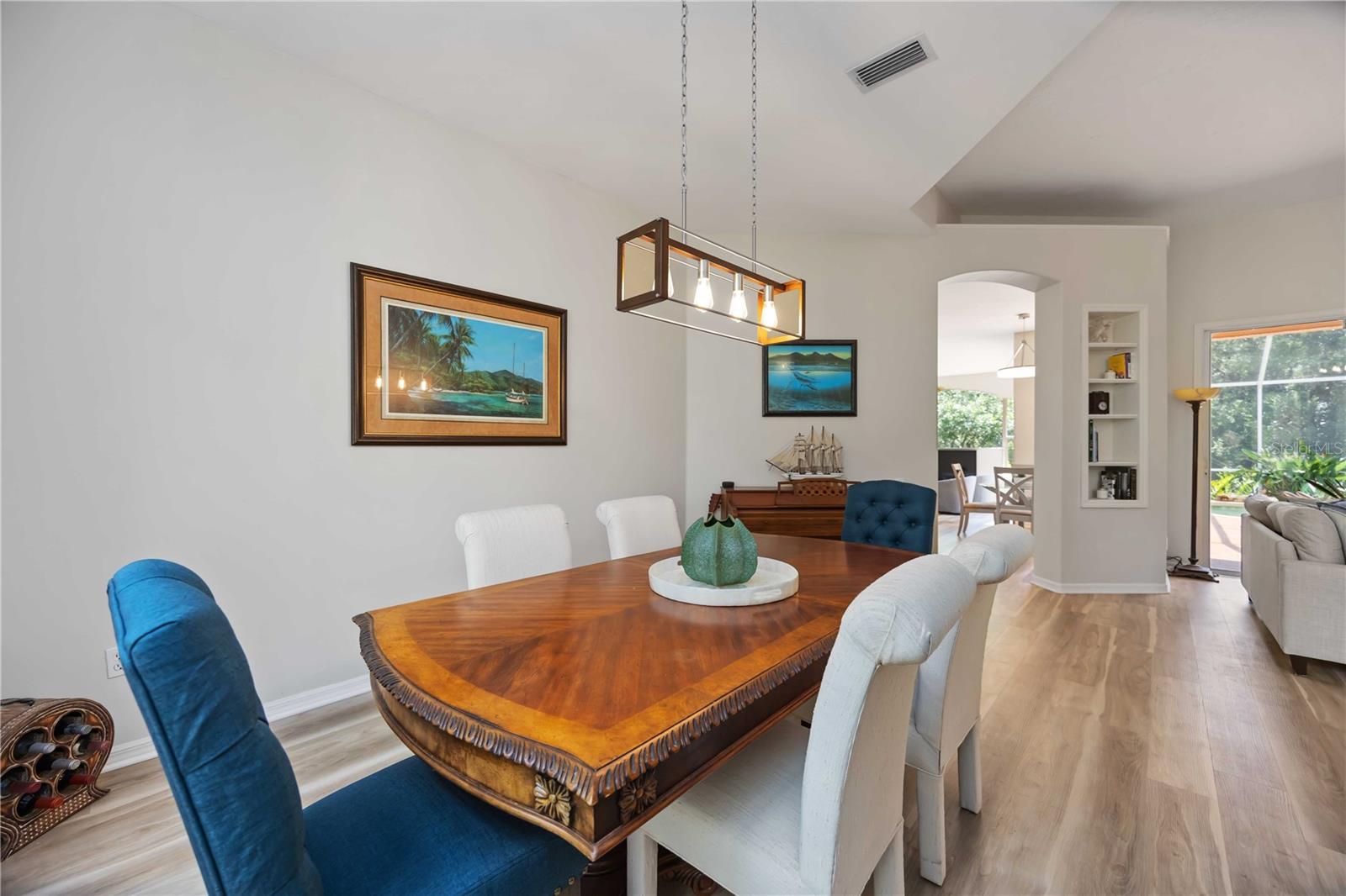 Image 13 of 89 For 9915 Old Hyde Park Place