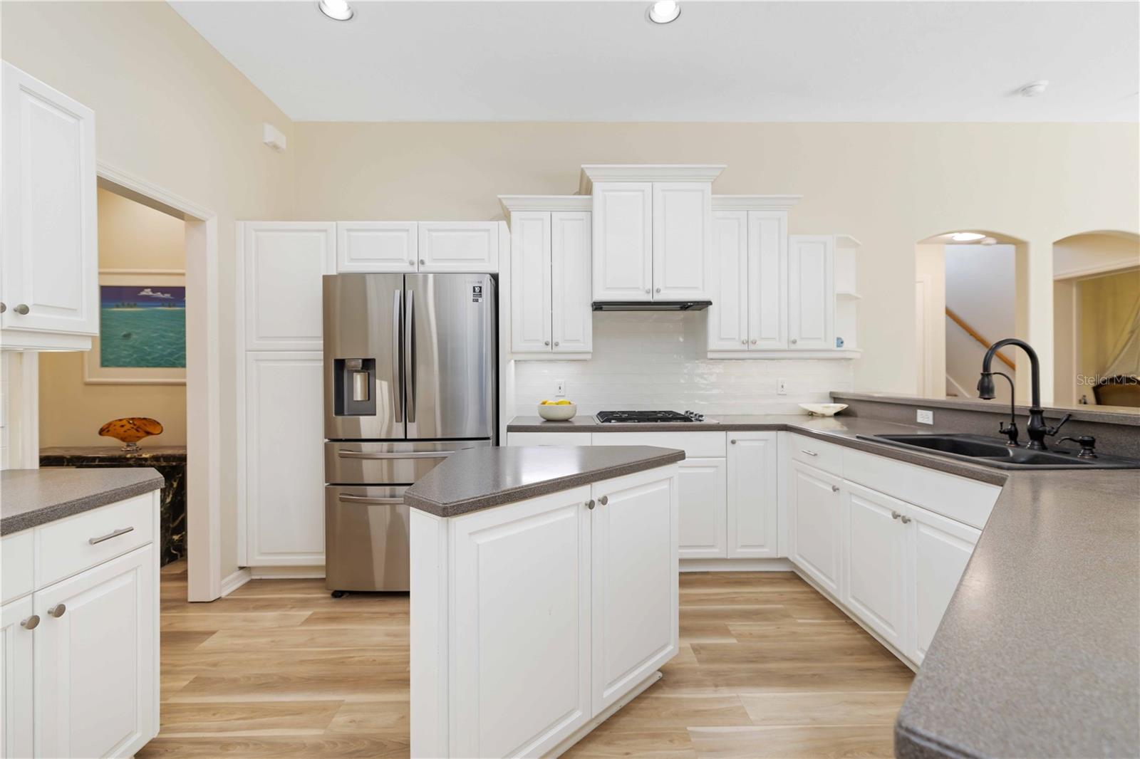 Image 25 of 89 For 9915 Old Hyde Park Place