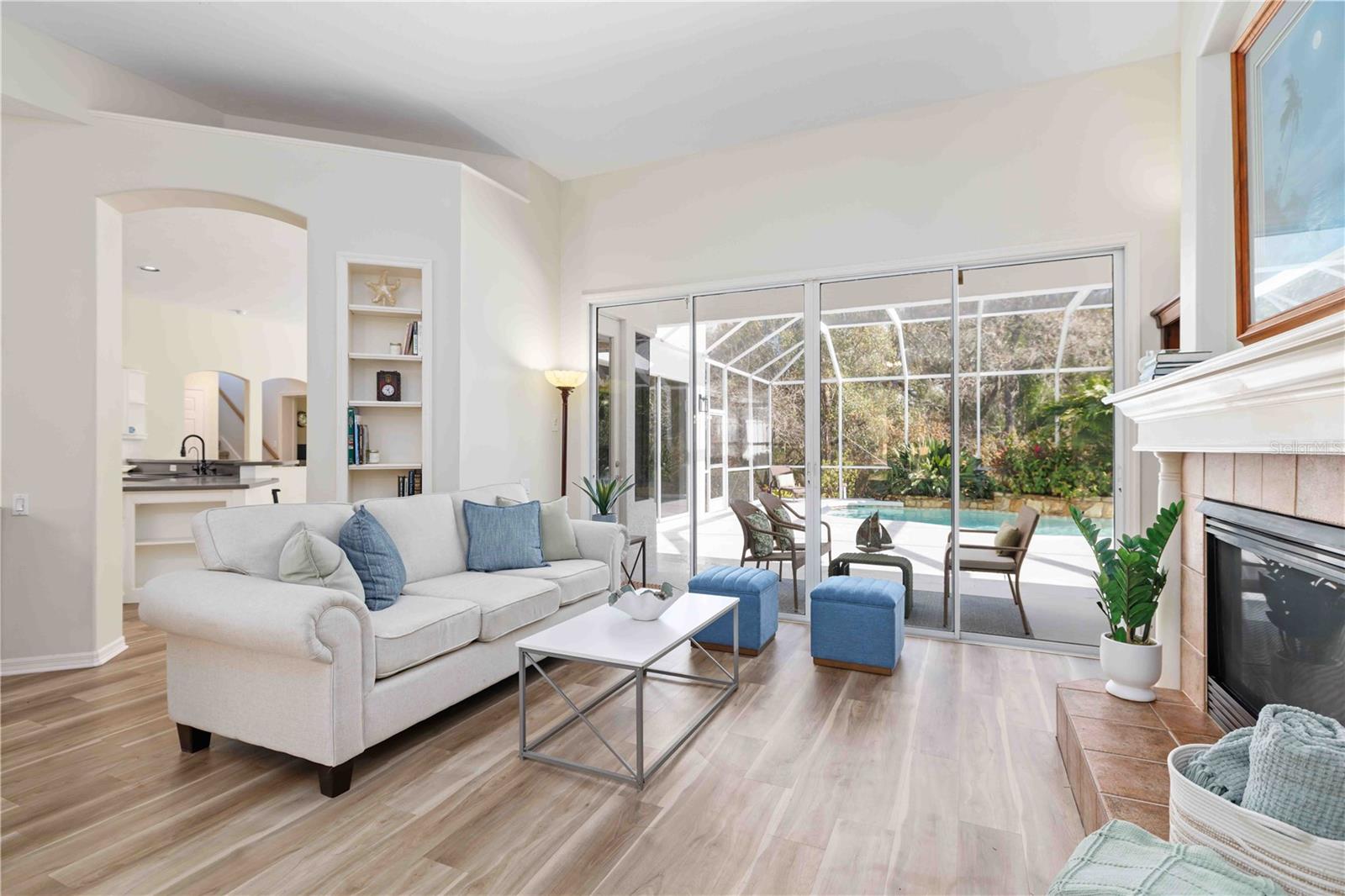 Image 8 of 89 For 9915 Old Hyde Park Place