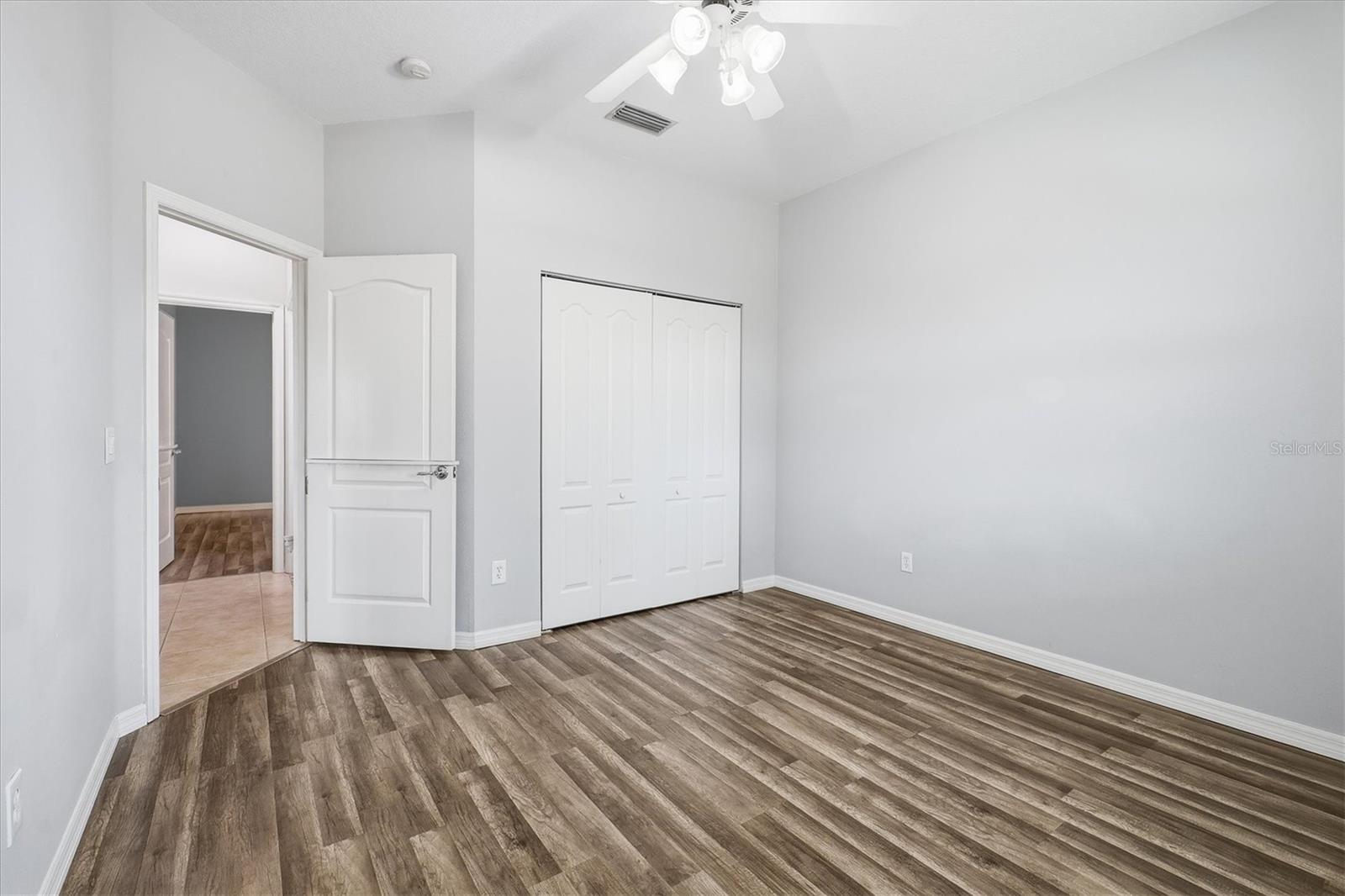 Image 23 of 47 For 26212 82nd Avenue E