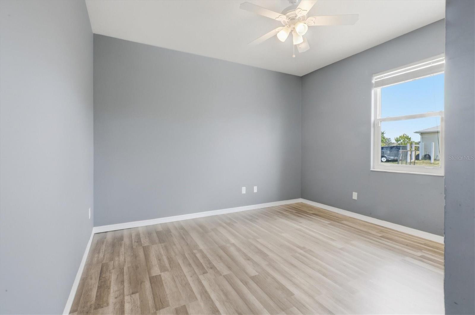 Image 24 of 47 For 26212 82nd Avenue E