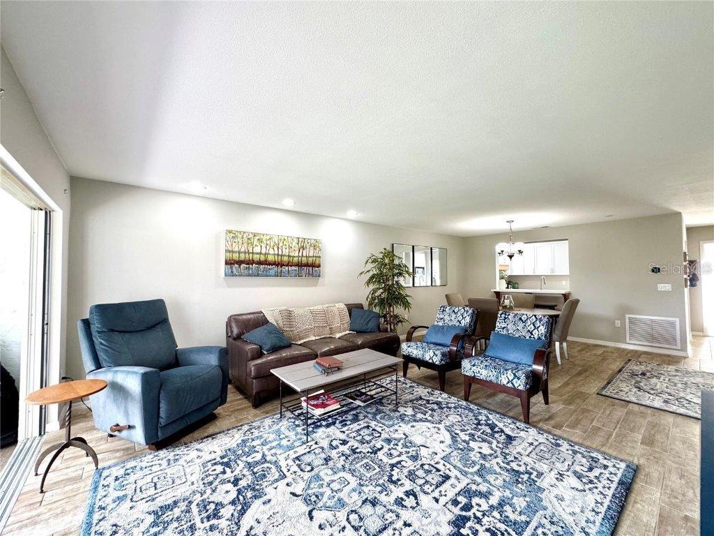 Image 16 of 67 For 3148 Ringwood Meadow 53