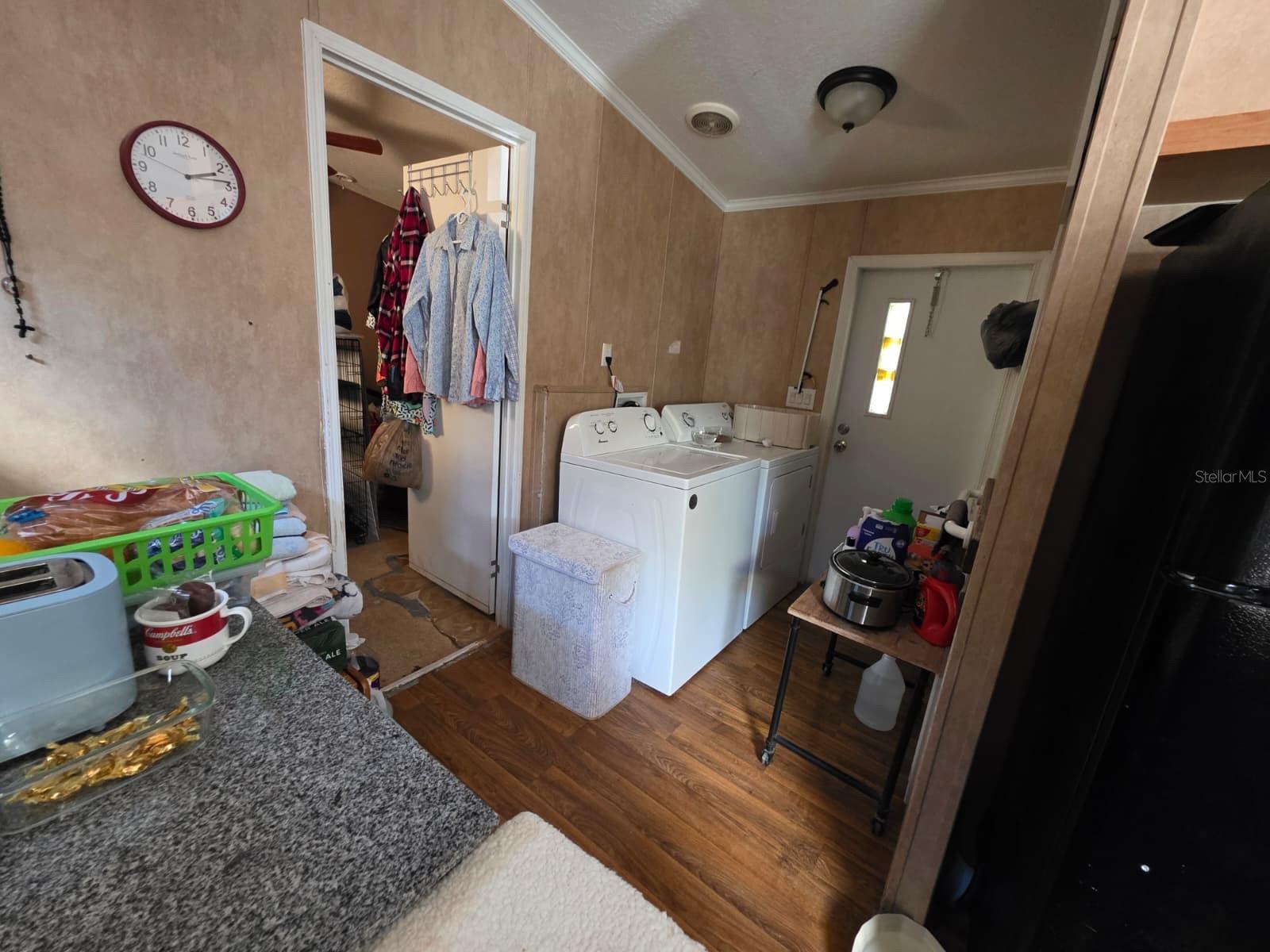 Image 18 of 21 For 2000 Palm Street