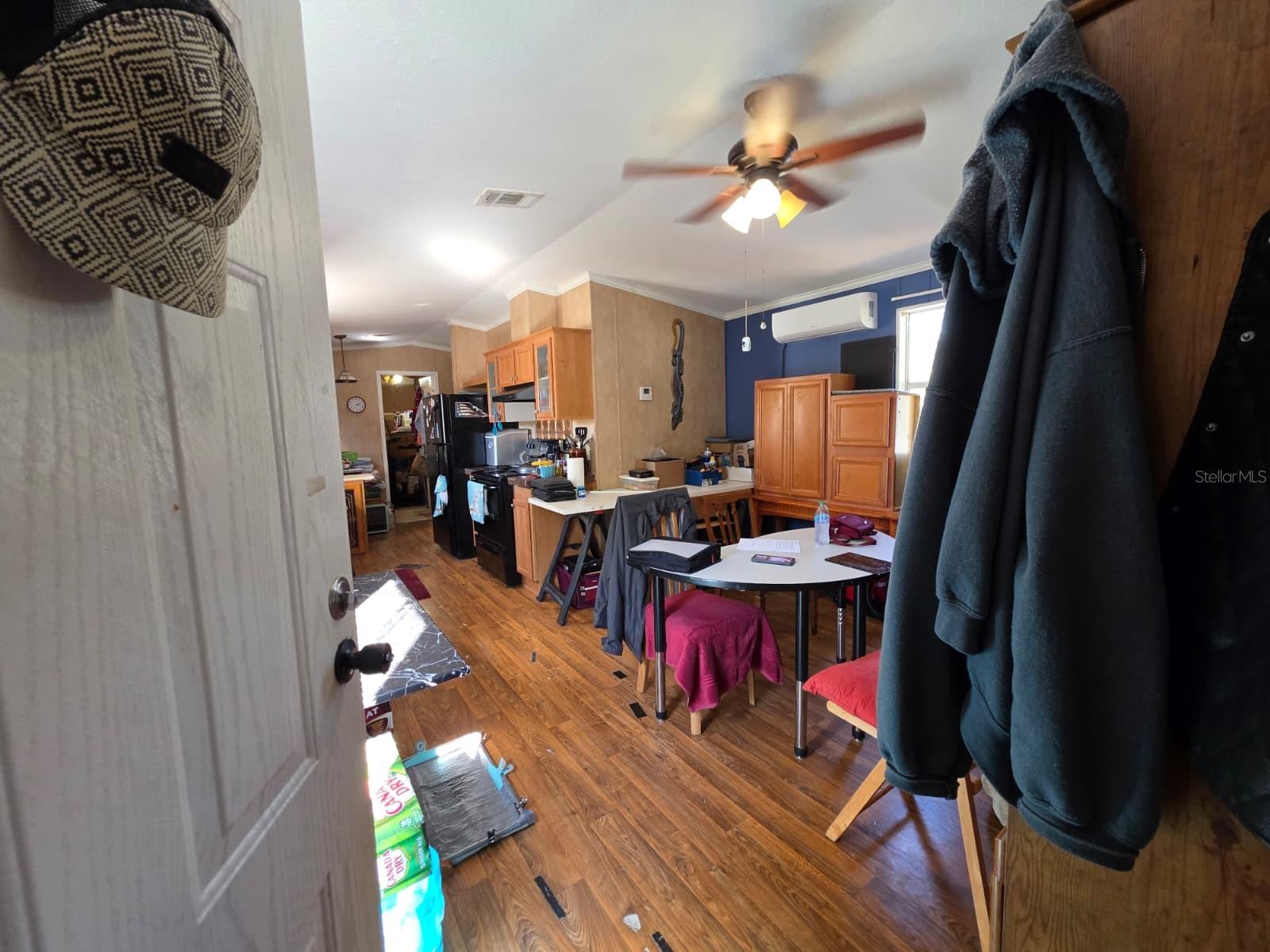 Image 19 of 21 For 2000 Palm Street