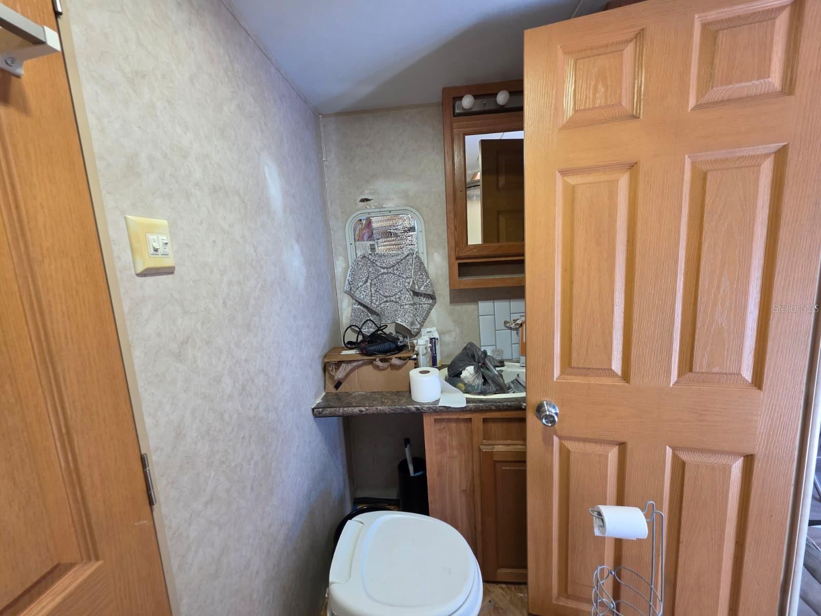 Image 4 of 21 For 2000 Palm Street