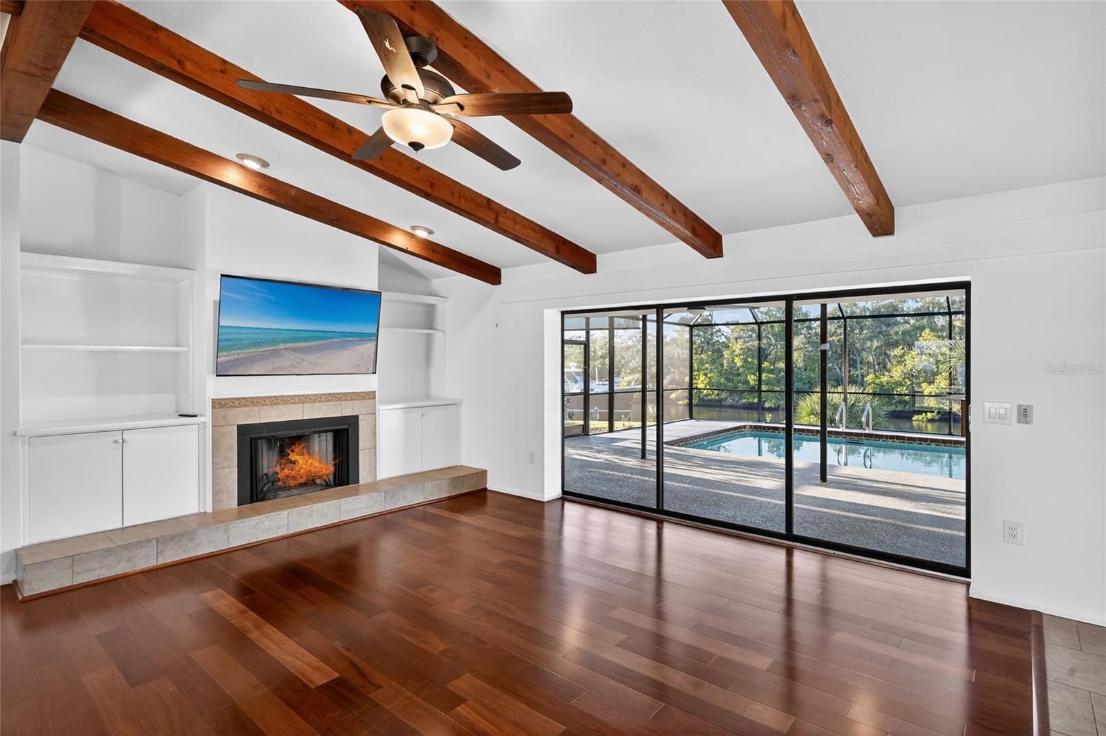 Image 18 of 53 For 5424 America Drive