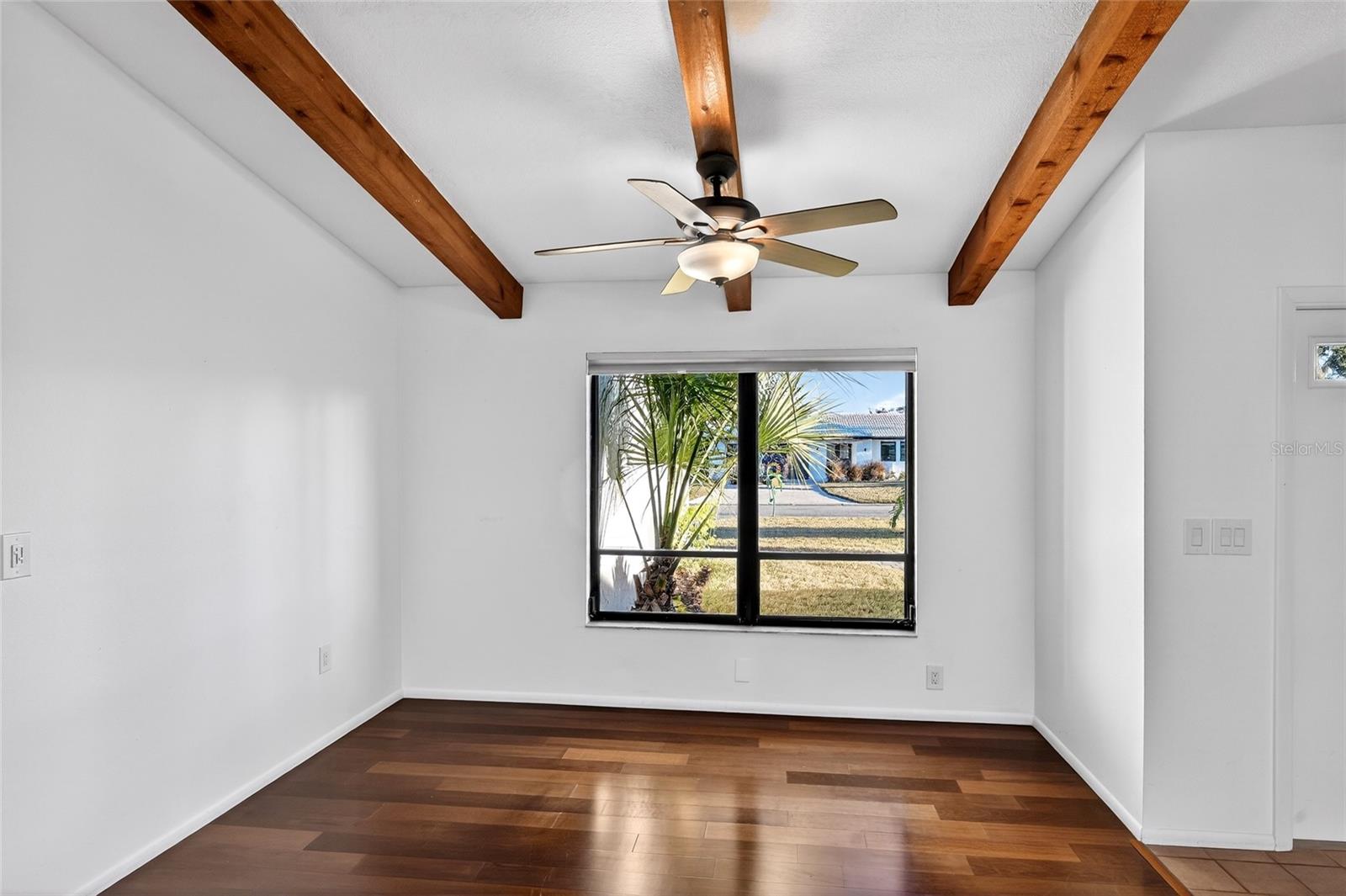 Image 21 of 53 For 5424 America Drive