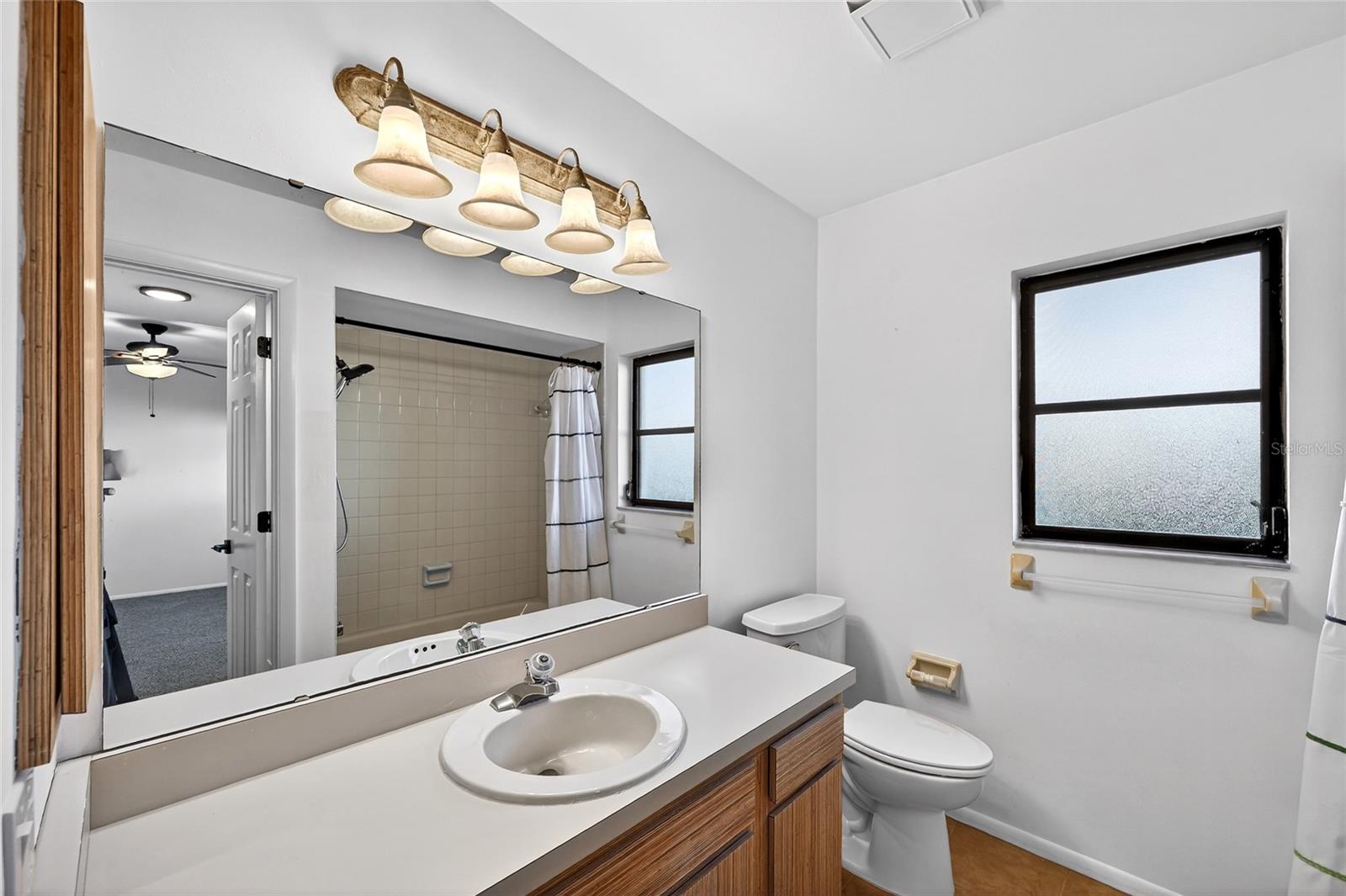 Image 32 of 53 For 5424 America Drive