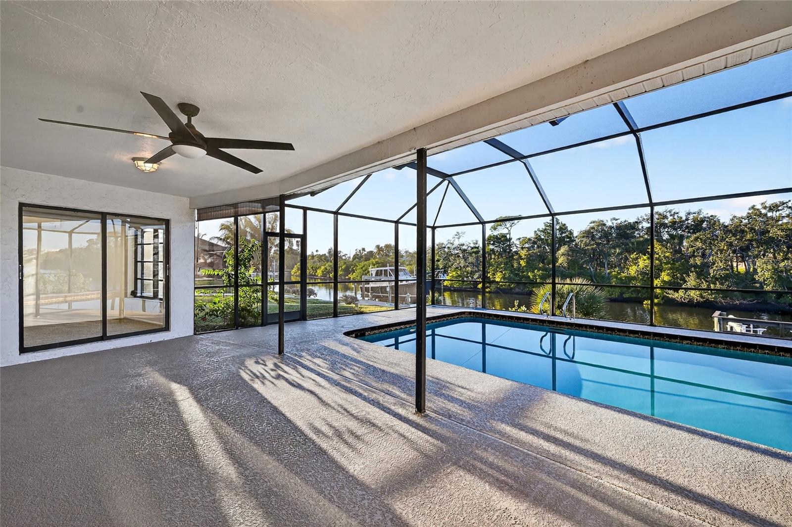 Image 36 of 53 For 5424 America Drive