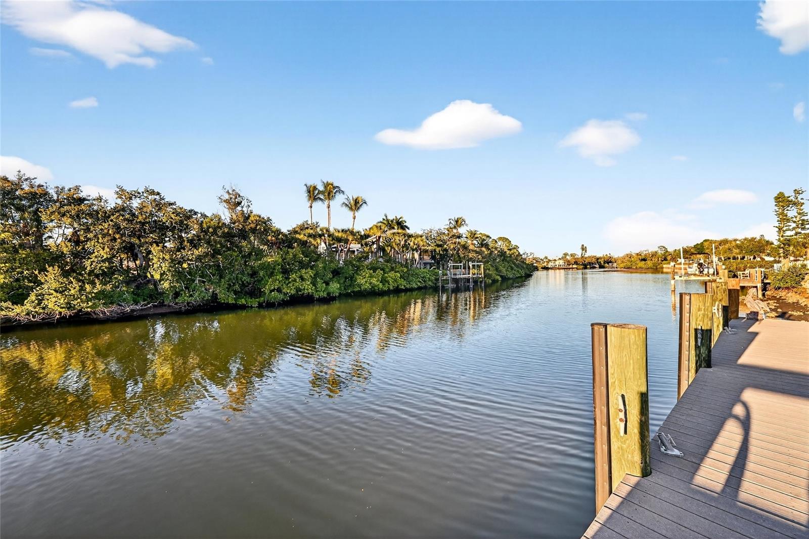 Image 42 of 53 For 5424 America Drive