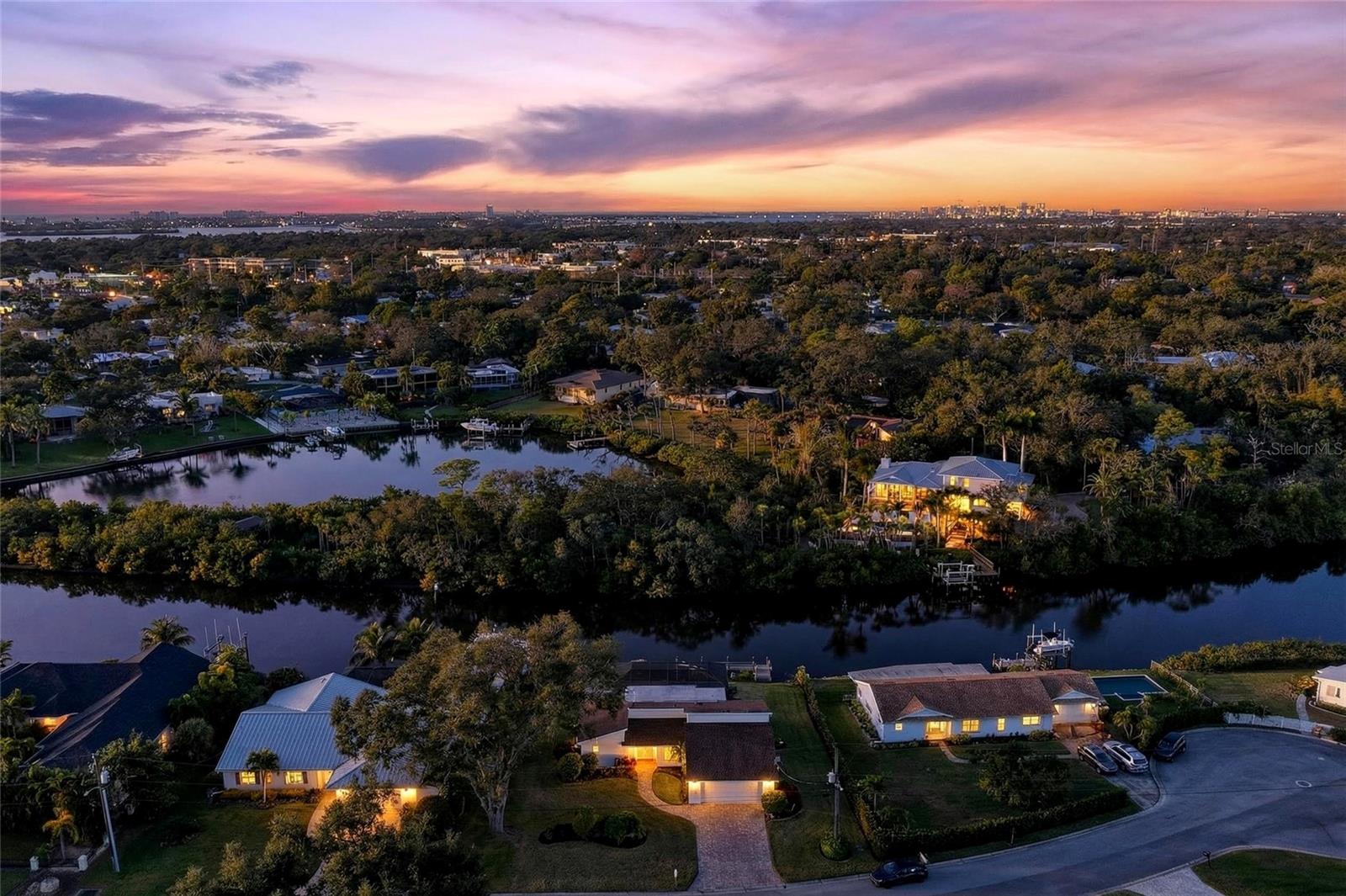 Image 51 of 53 For 5424 America Drive