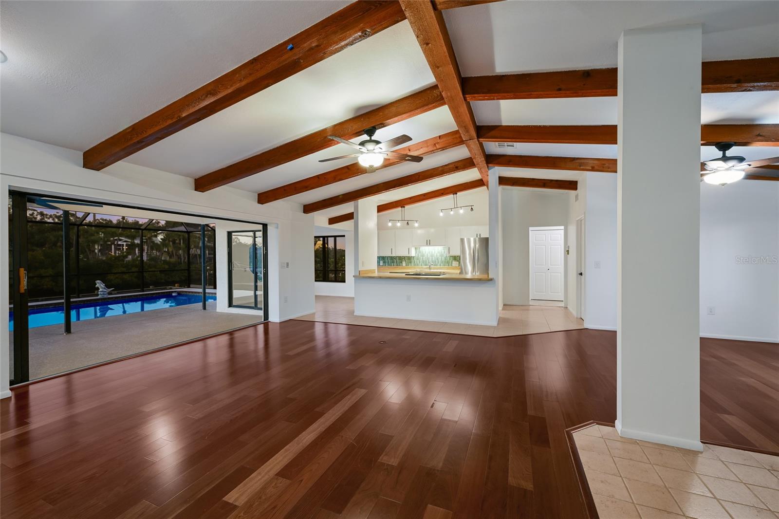 Image 7 of 53 For 5424 America Drive