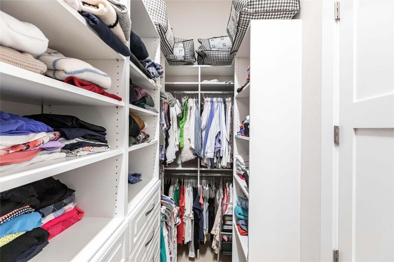 Image 30 of 82 For 8497 Pavia Way