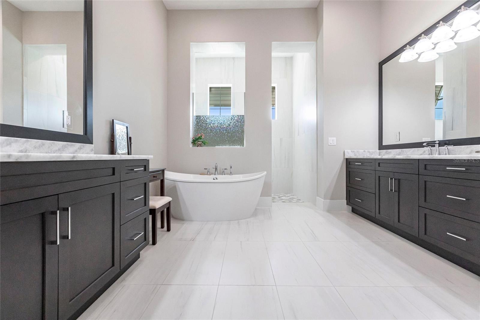 Image 31 of 82 For 8497 Pavia Way