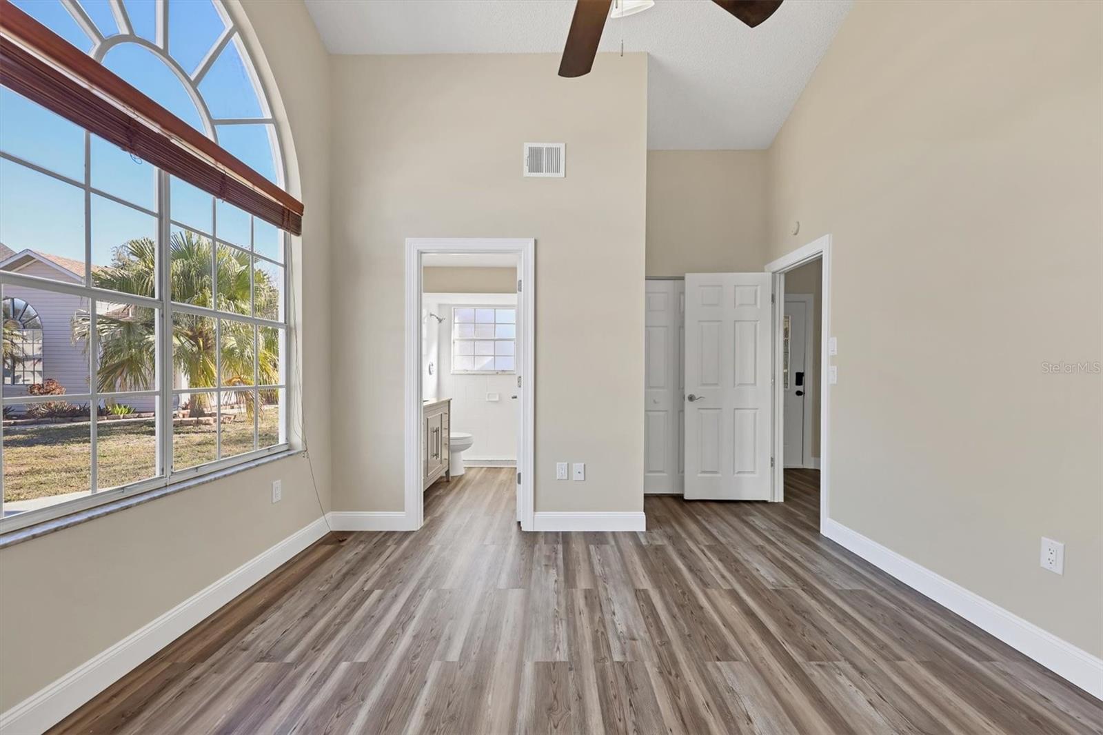 Image 15 of 34 For 3703 43rd Avenue W