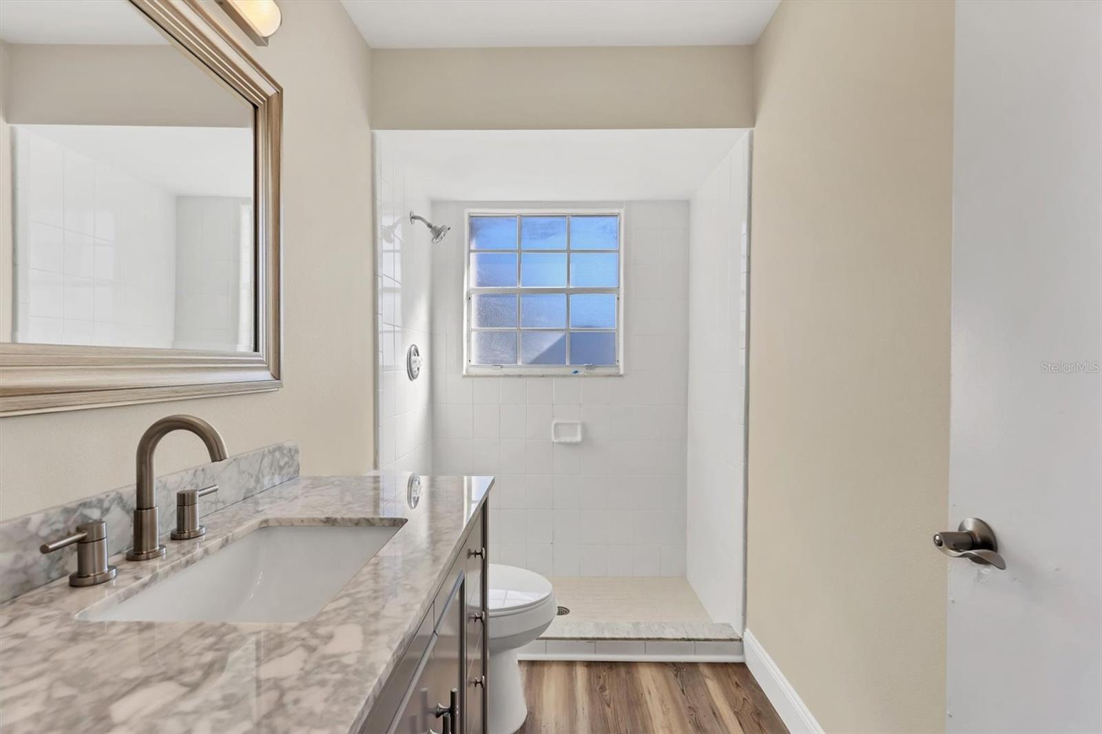 Image 17 of 34 For 3703 43rd Avenue W