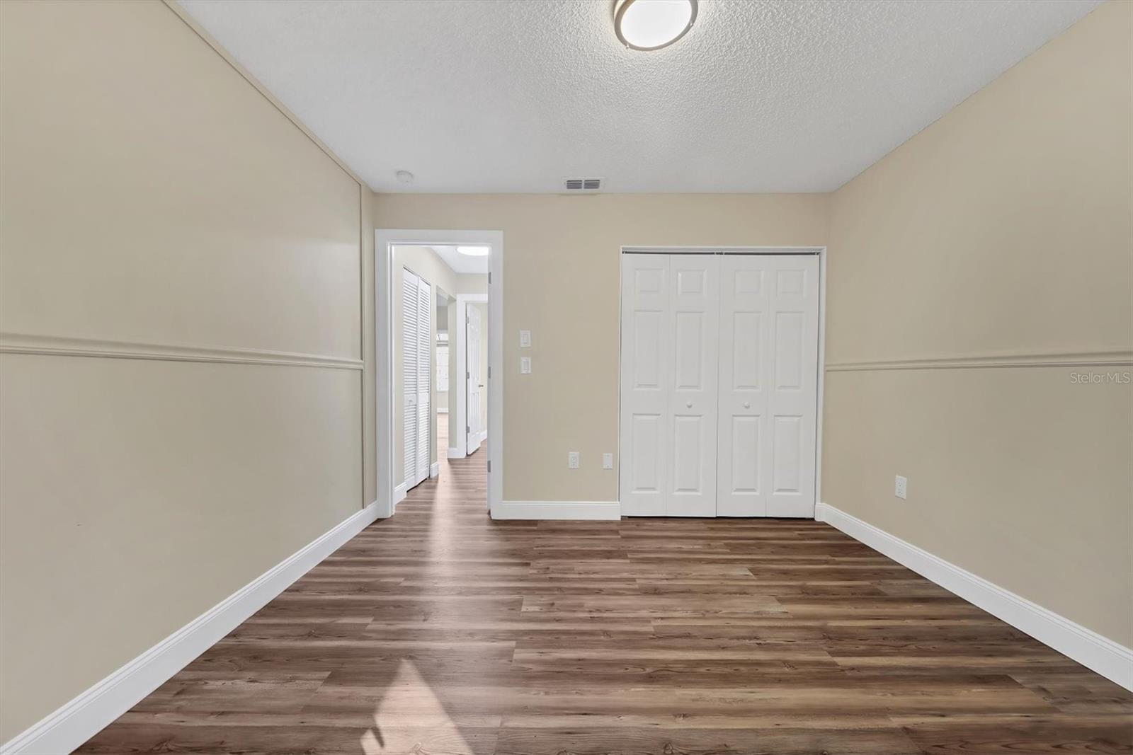 Image 19 of 34 For 3703 43rd Avenue W