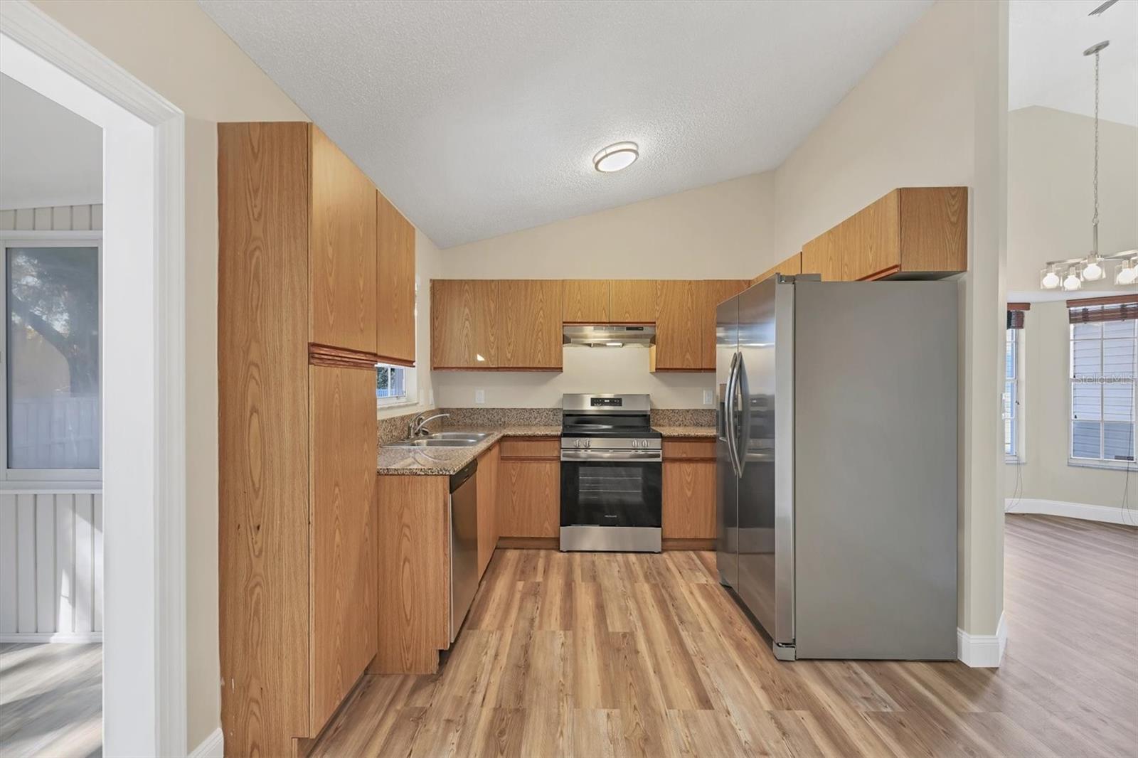 Image 8 of 34 For 3703 43rd Avenue W