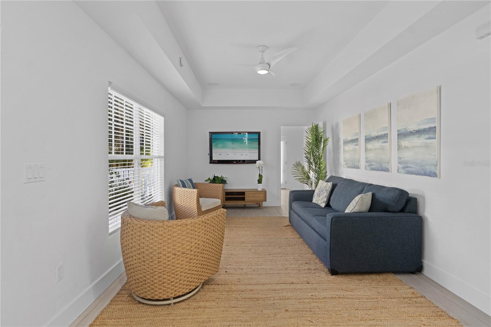 Image 16 of 51 For 307 Spring Avenue