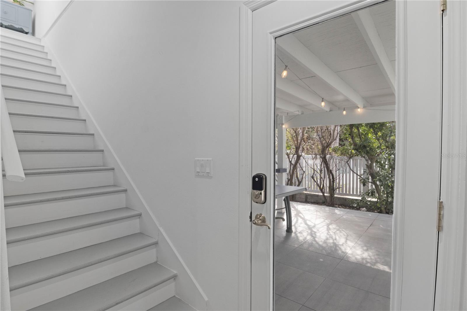 Image 25 of 51 For 307 Spring Avenue