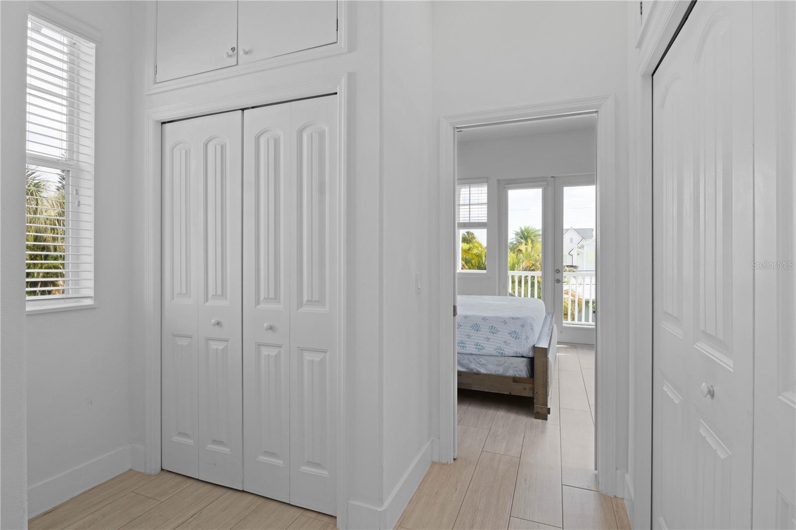 Image 29 of 51 For 307 Spring Avenue