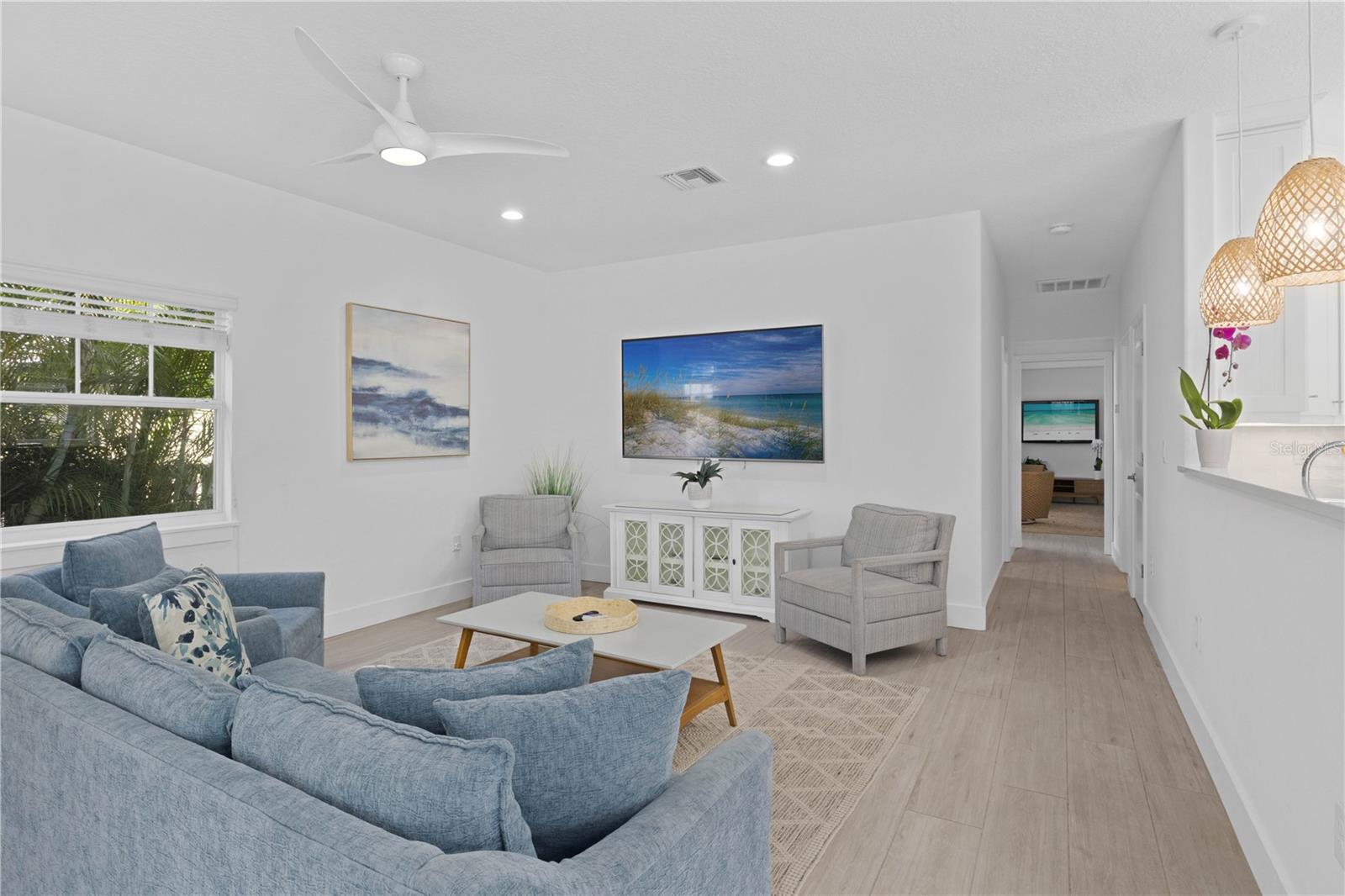 Image 6 of 51 For 307 Spring Avenue