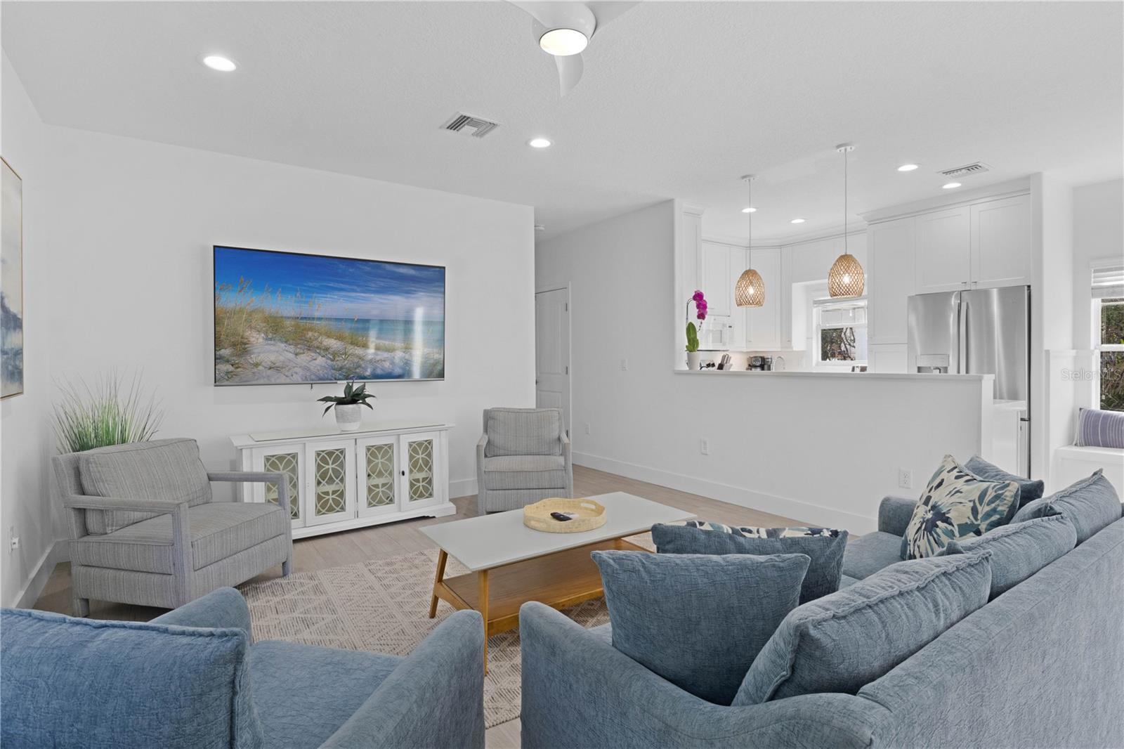 Image 8 of 51 For 307 Spring Avenue