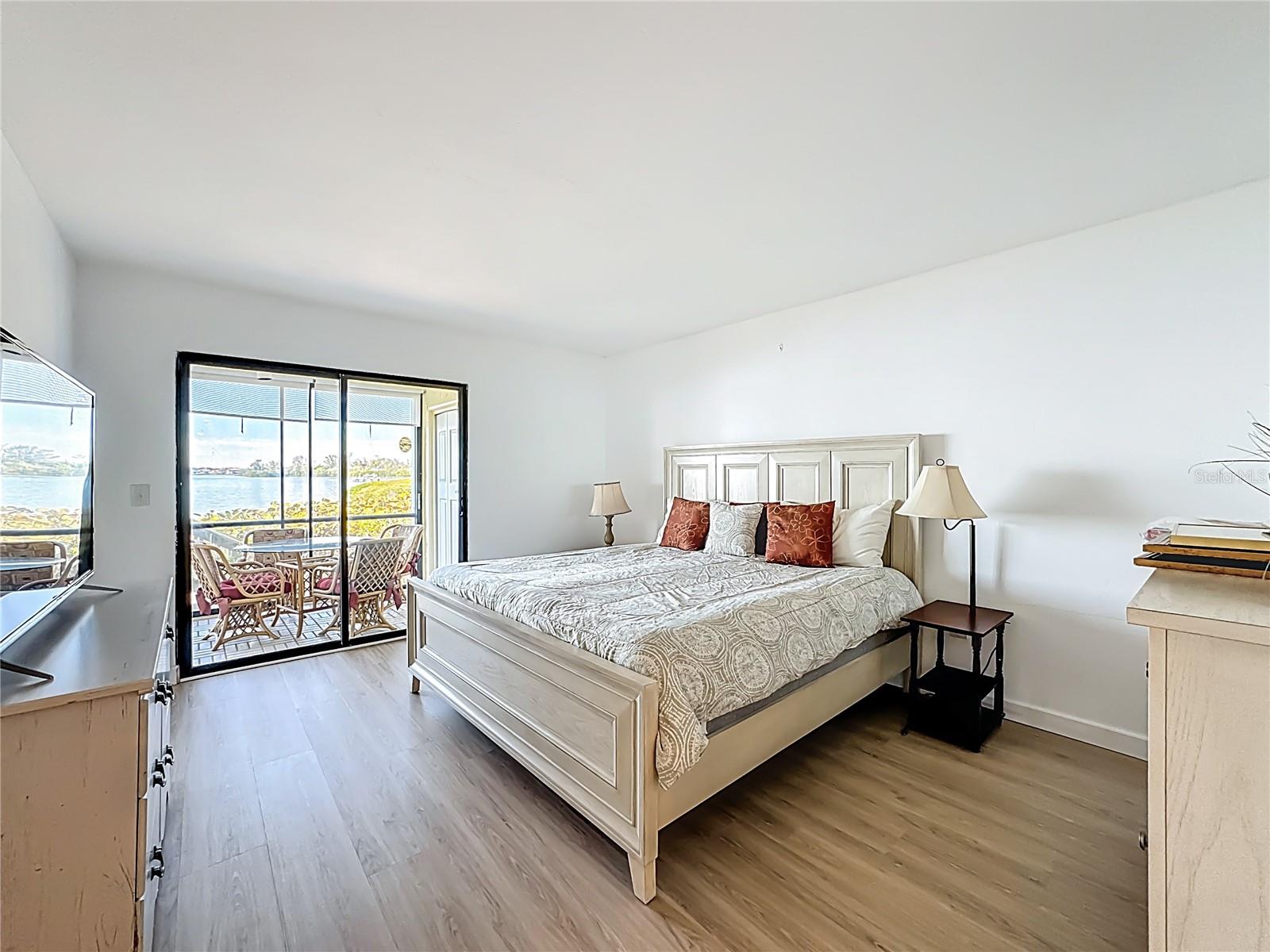 Image 19 of 60 For 1511 Pelican Point Drive Ba180