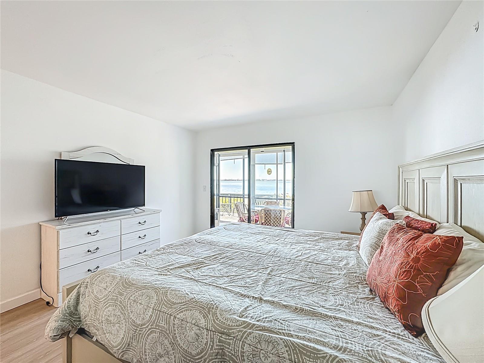 Image 20 of 60 For 1511 Pelican Point Drive Ba180