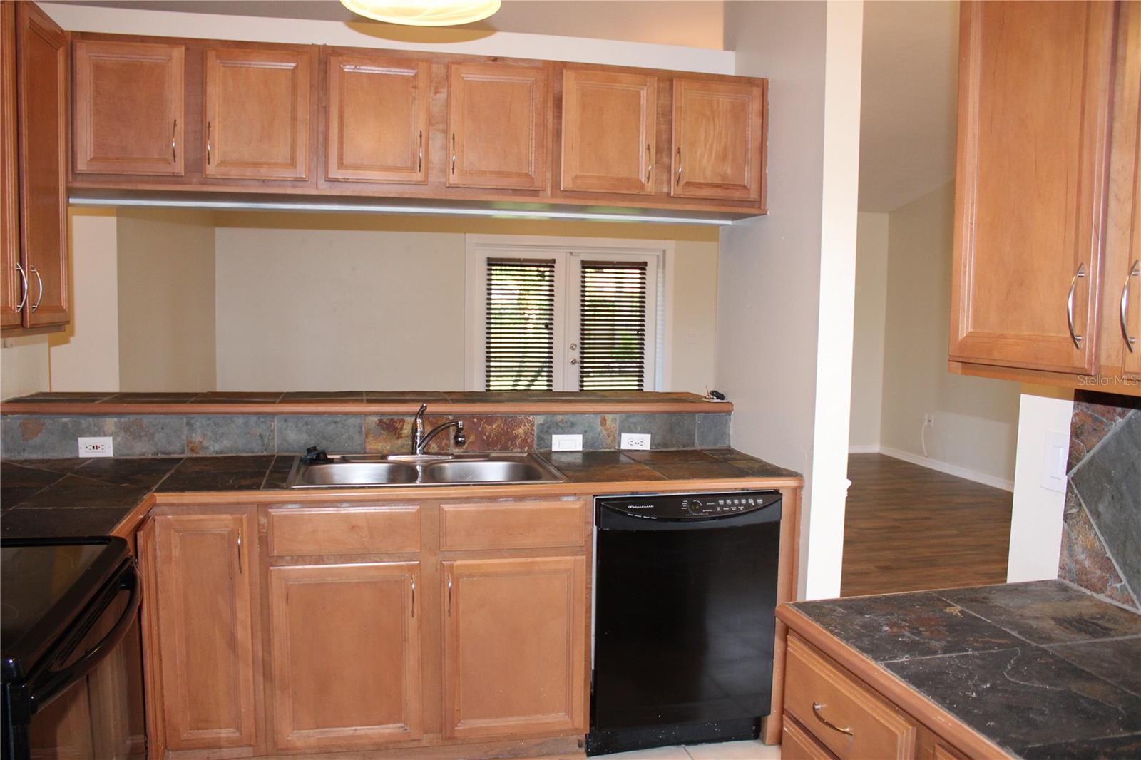 Image 5 of 14 For 3720 69th Street E