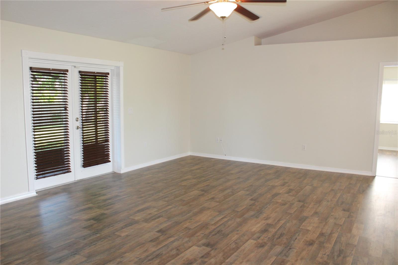 Image 7 of 14 For 3720 69th Street E