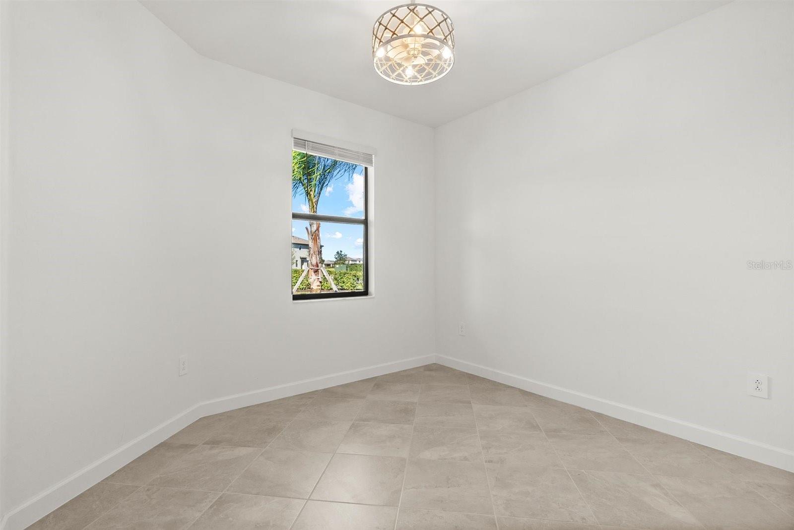 Image 11 of 33 For 15304 Sunny Day Drive