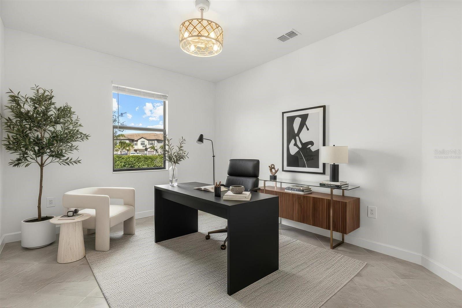 Image 5 of 33 For 15304 Sunny Day Drive