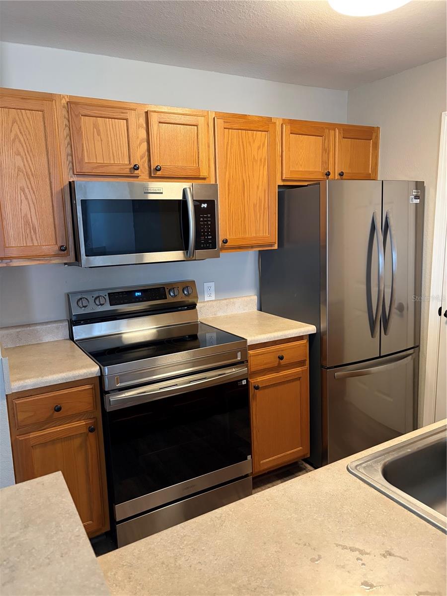 Image 21 of 24 For 4850 51st Street W 5207