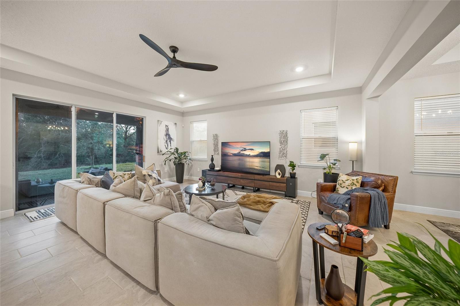 Image 14 of 50 For 17571 Cantarina Cove