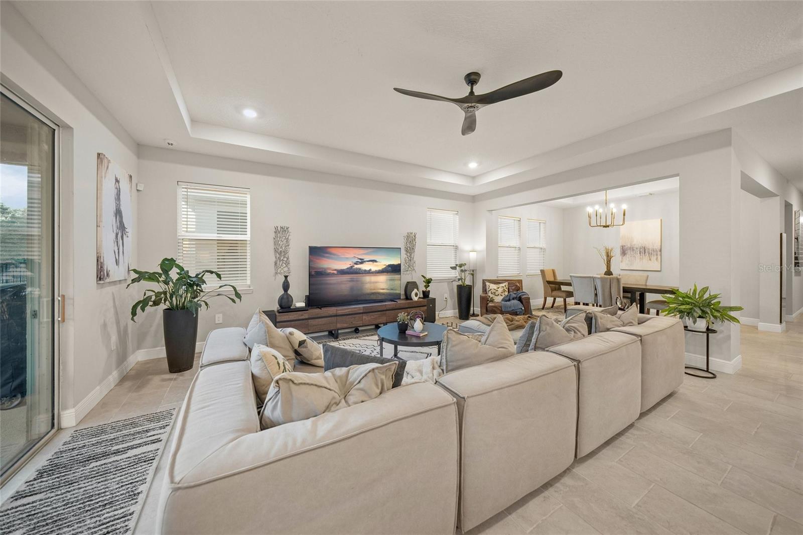 Image 15 of 50 For 17571 Cantarina Cove