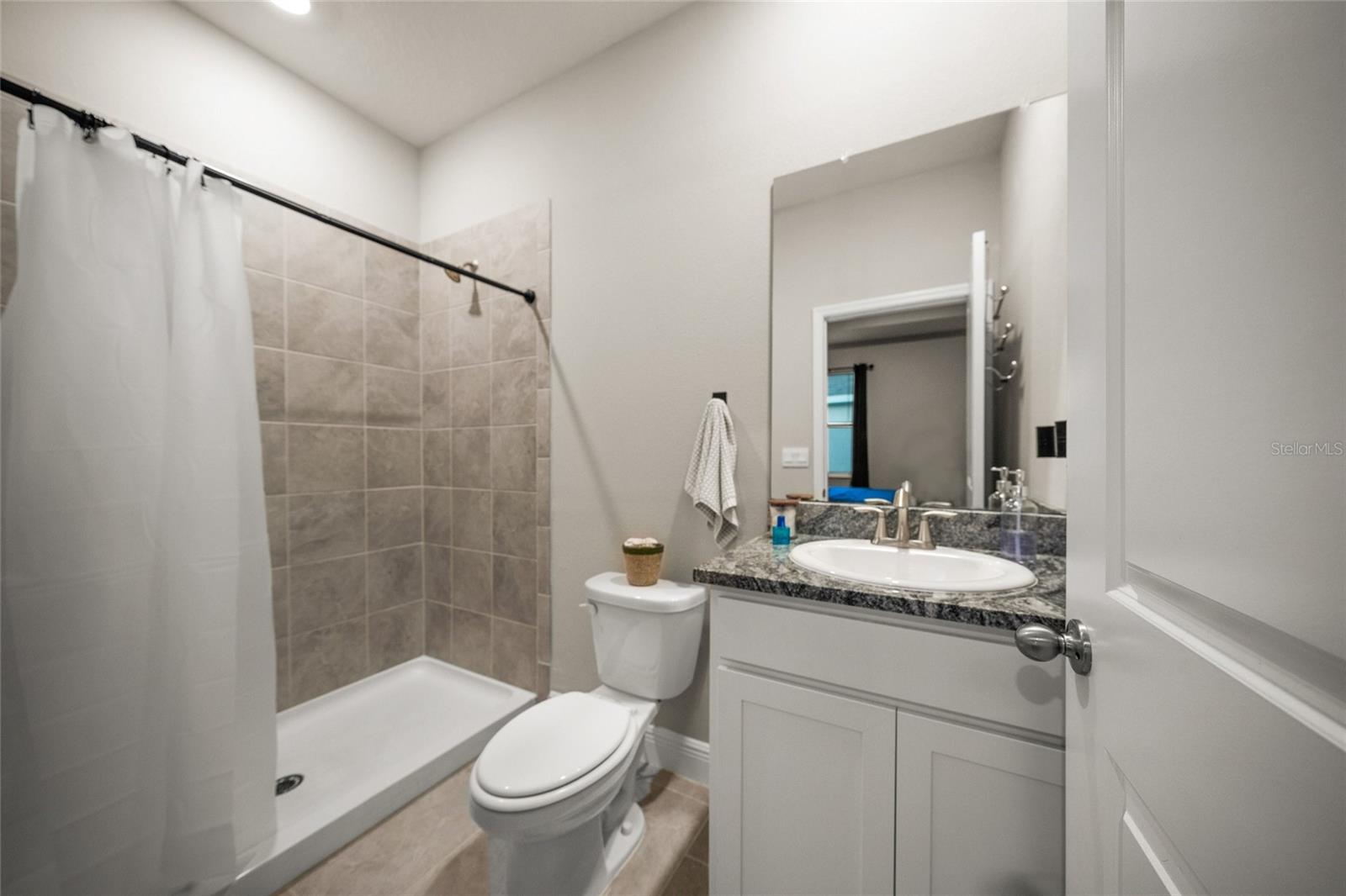 Image 26 of 50 For 17571 Cantarina Cove