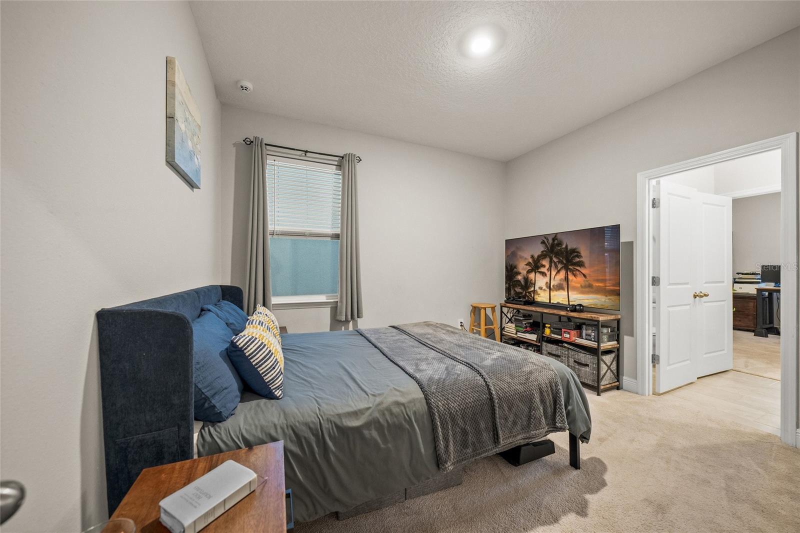 Image 27 of 50 For 17571 Cantarina Cove