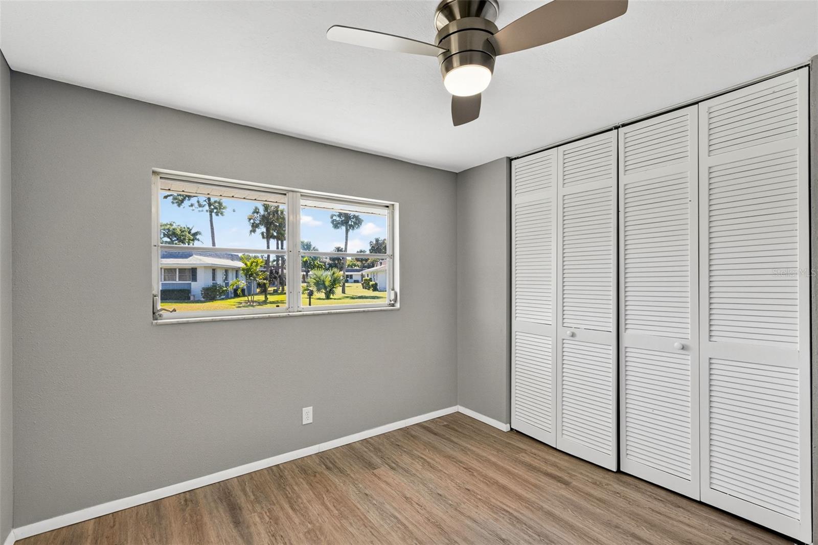 Image 14 of 33 For 536 Pangola Drive