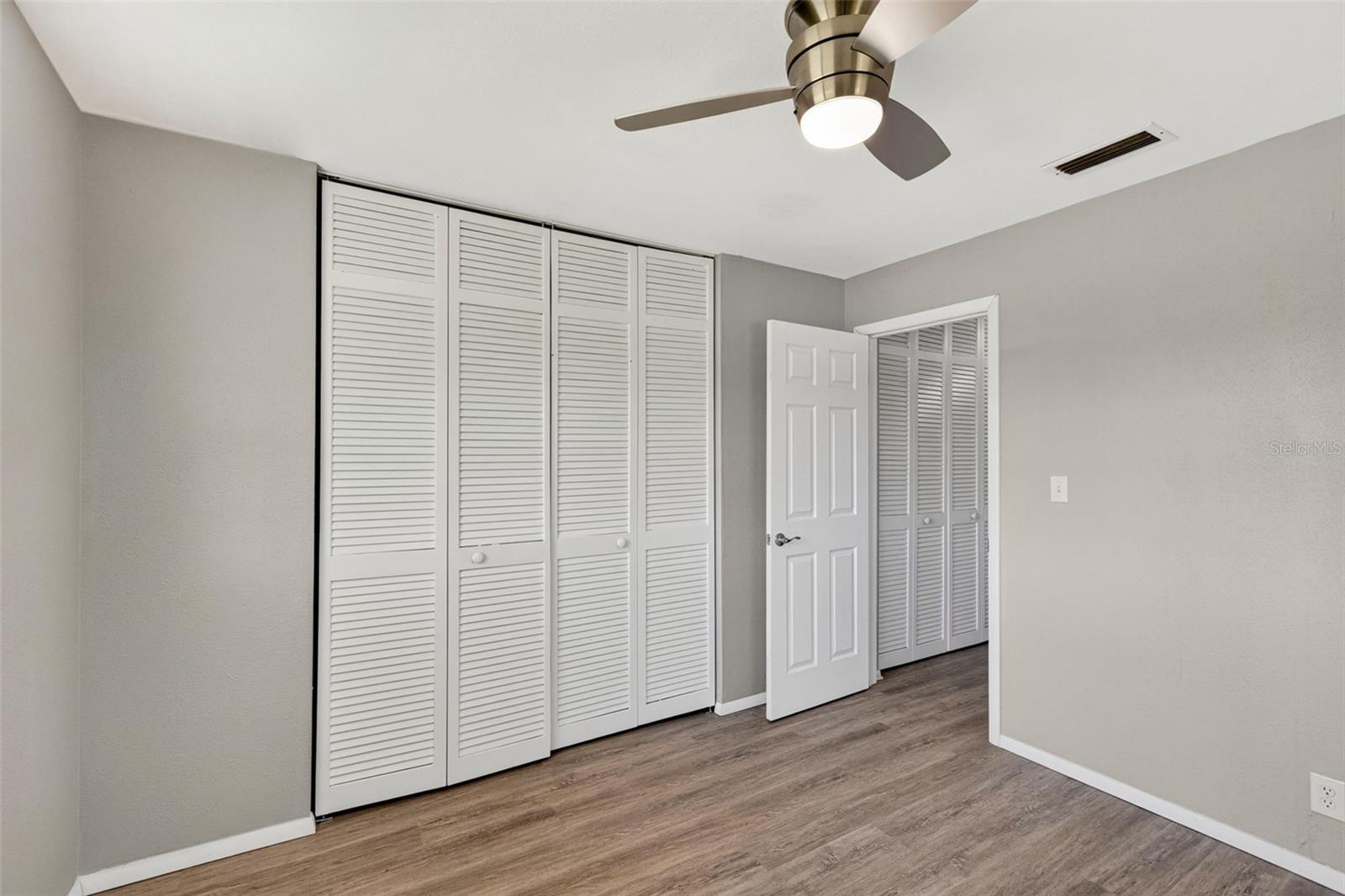 Image 15 of 33 For 536 Pangola Drive