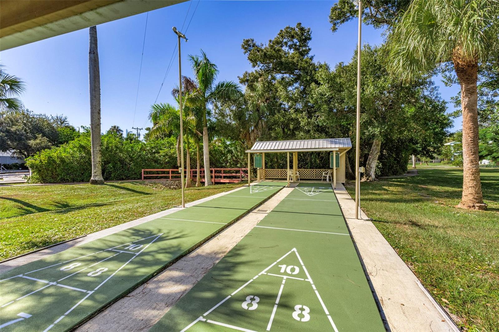 Image 32 of 33 For 536 Pangola Drive