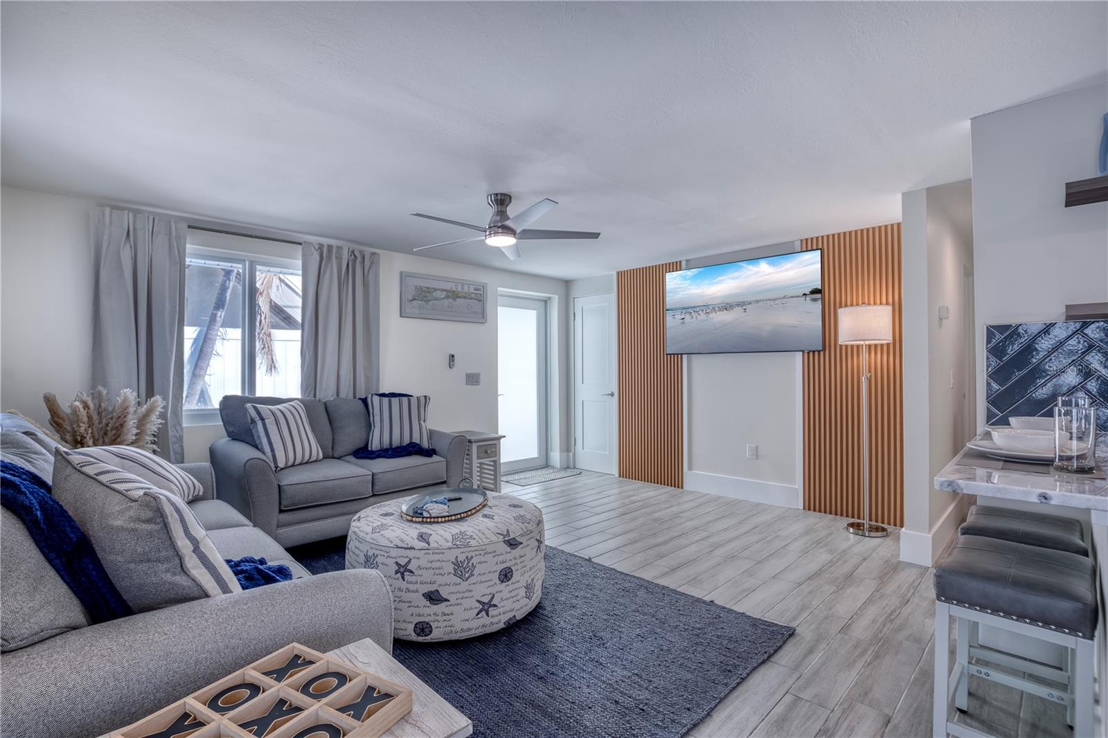 Image 14 of 49 For 3604 Gulf Drive A And B