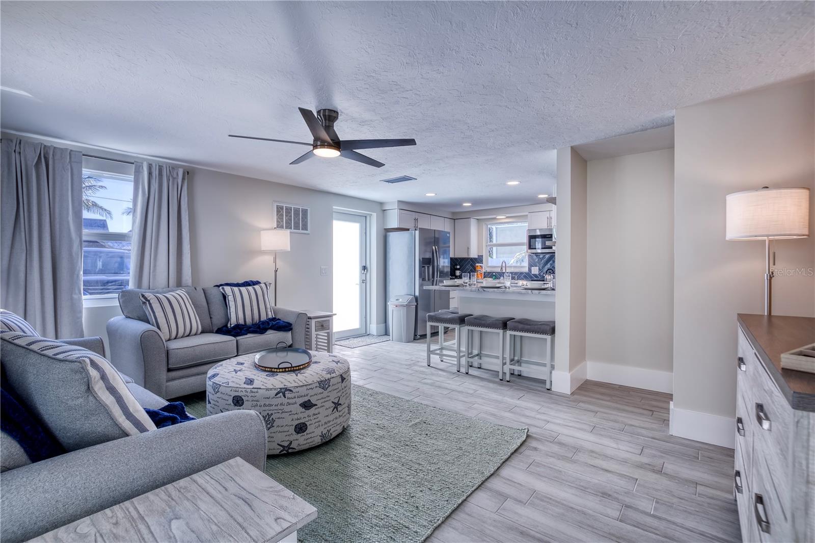 Image 17 of 49 For 3604 Gulf Drive A And B