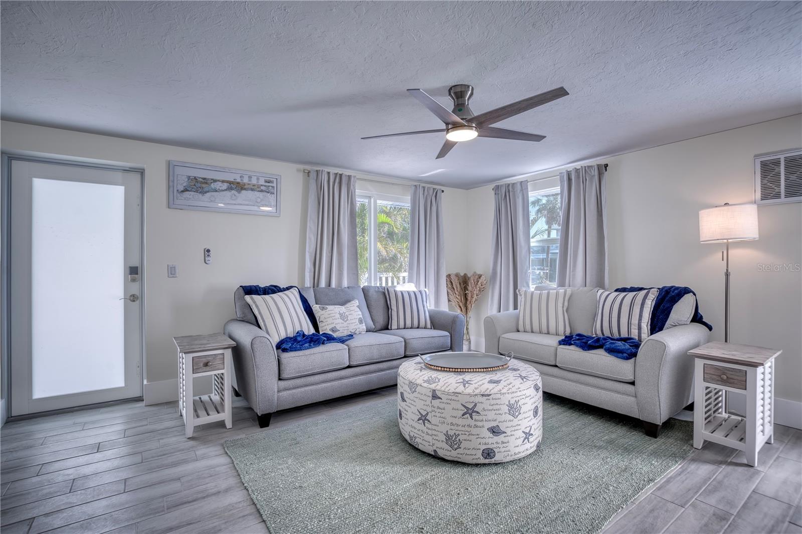 Image 18 of 49 For 3604 Gulf Drive A And B