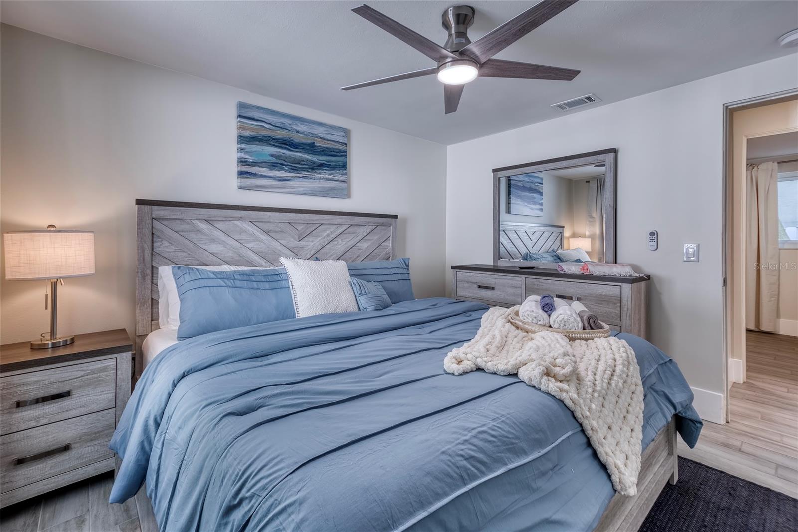 Image 19 of 49 For 3604 Gulf Drive A And B