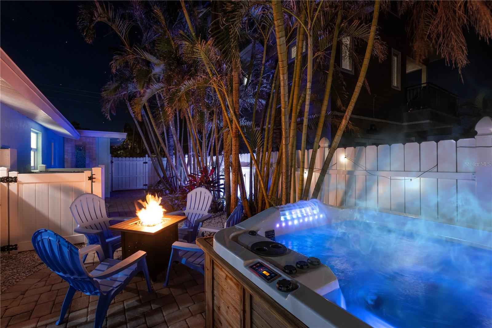 Image 27 of 49 For 3604 Gulf Drive A And B